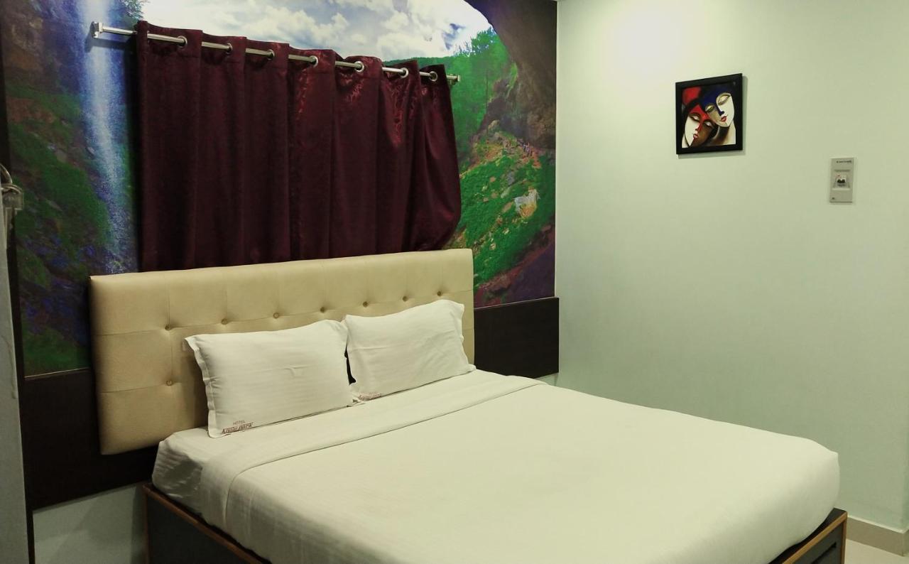 Apple Park Annexe Hotell Tiruchirappalli Exteriör bild